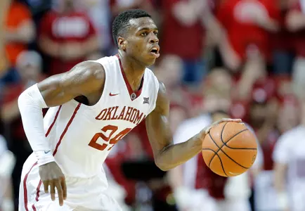 Sooners Go for Sweep of Longhorns Tuesday