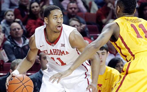 Sooners Clash with Cyclones on Big Monday