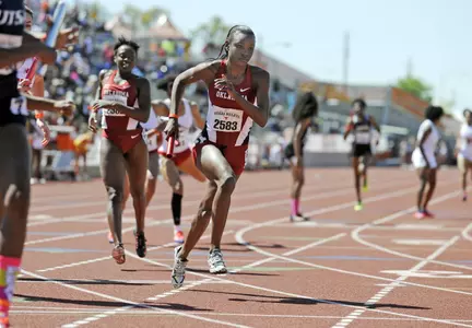 Relay Advances to Saturday Final