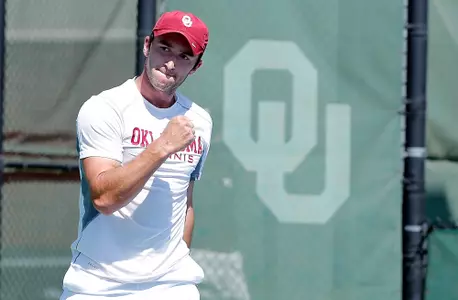 Sooners Best Texas 4-3, Advance to Final