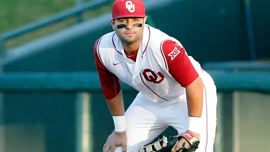 Baseball Plays TCU for Big 12 Title at Home