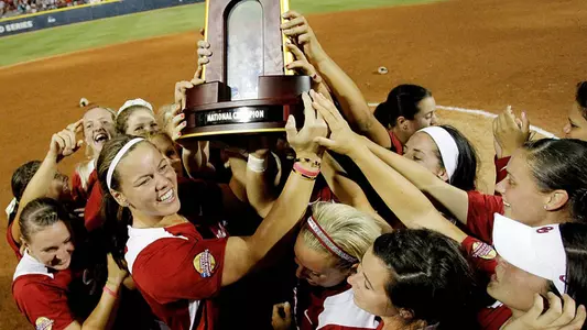 CHAMPIONS! Sooners Crowned at WCWS