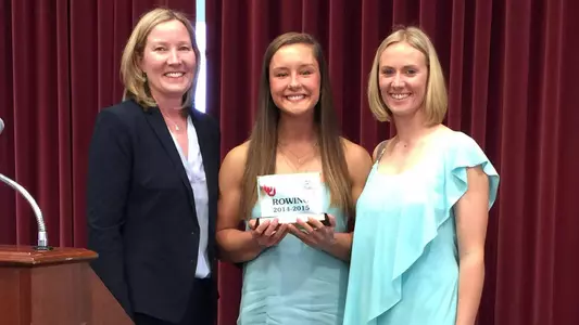 Rowing Honors Student-Athletes at Banquet