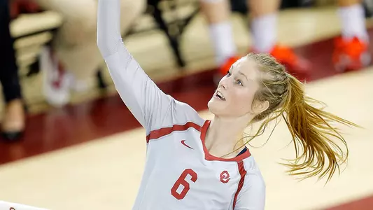 Volleyball Downs Denver in Four