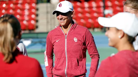 Sooners Snag Five Wins to Open Regionals
