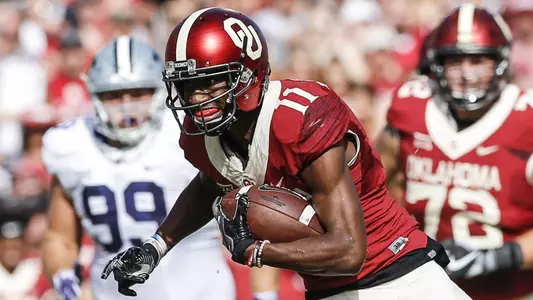 Oklahoma Tops Kansas State 38-17