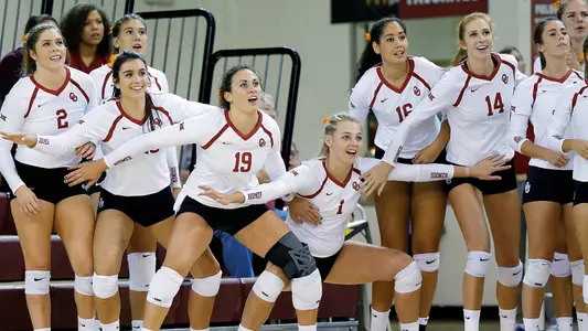 Volleyball Hosts Fan Appreciation Day Saturday