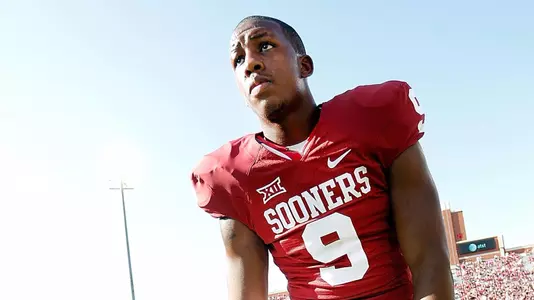 Teammates Offer Support to Evans