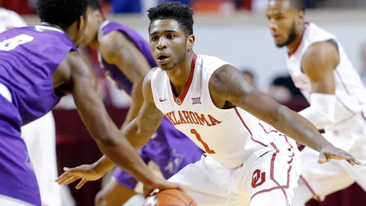 Sooners Square Off with Northern Colorado