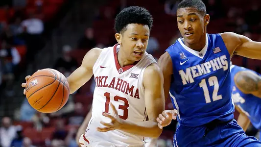 Oklahoma and Auburn Clash in Connecticut