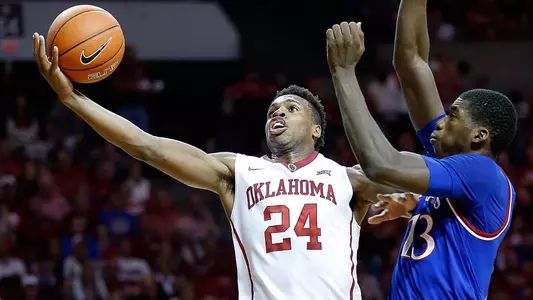 Sooners Topped by Kansas, 76-72