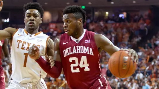 Sooners Drop Top-25 Road Contest to Texas