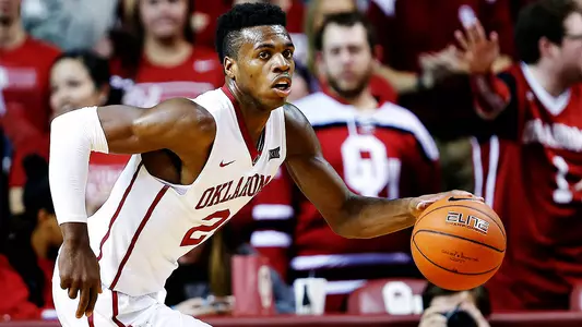 Hield Named Finalist for Oscar Robertson Trophy