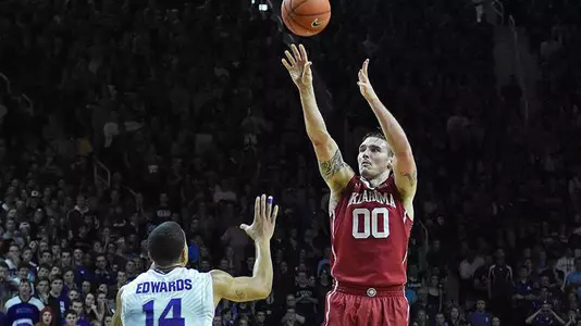 Sooners Drop Road Contest to K-State, 80-69