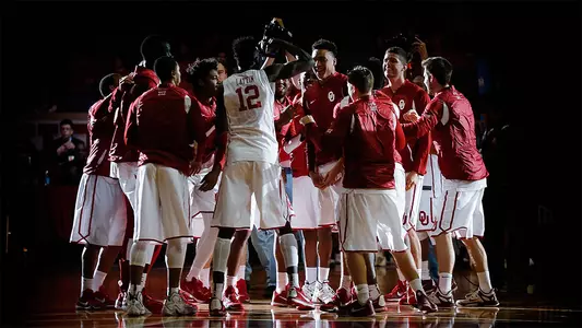 Sooners Host Longhorns in Big Monday Clash