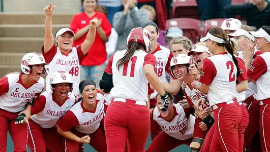 Townsend's Slam Caps Perfect Home Weekend