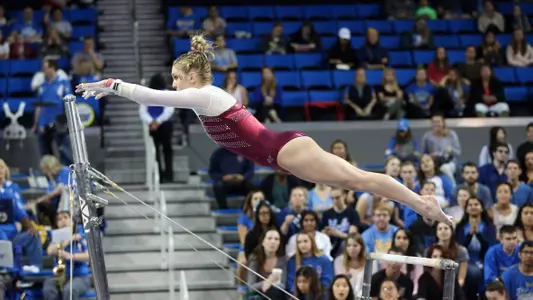 Sooners Close Regular Season with Impressive Win