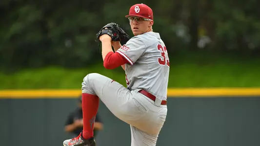 Baseball Welcomes WVU, Bark in the Park
