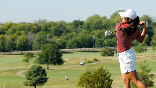 Sooners Finish First Round in Eighth Place