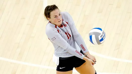 OU Volleyball Visits Little Rock for Four