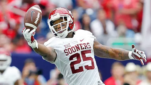 Sooners Fall in Season Opener, 33-23