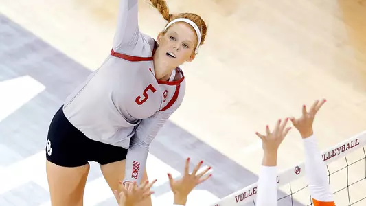 Sooners Walk Into Block Party at TCU