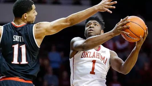Sooners Hit the Road to Face West Virginia