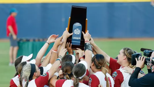 OU No. 1 in Preseason Polls for First Time