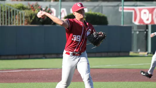 Five-Run Fourth Stakes Red to Two-Game Lead