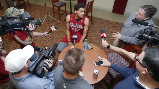 Sooners Talk Hoops at Local Media Day