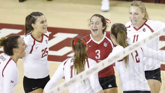 Sooners Take Down Tech in Straight Sets