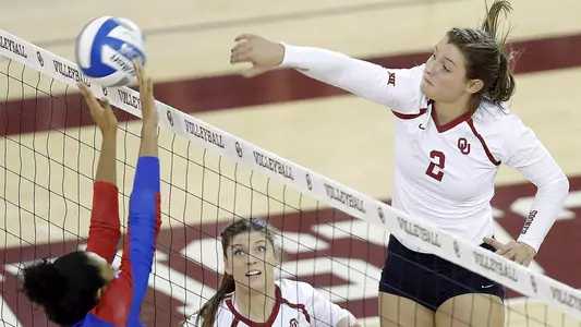 Volleyball Downed in Four by No. 11 Kansas