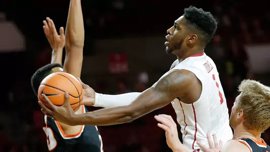 Sooners Close Preseason with Exhibition Win