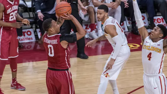 Sooners Fall in Road Contest Against Iowa State