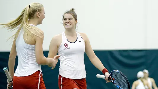 Sooners Take Down Wisconsin, 4-0