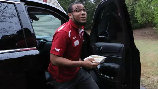 Woodard Back to Handing Out Assists