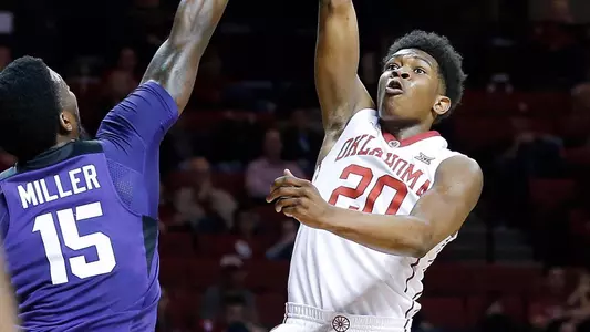 Sooners Close Regular Season with Home Win