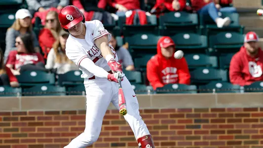 Baseball Keeps Streaking; Sweeps CCSU