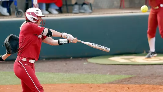 Nine-Run Second Helps Sooners Finish off ISU