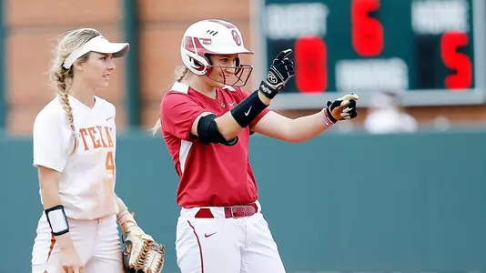 Sooners Take Win Streaks to Texas