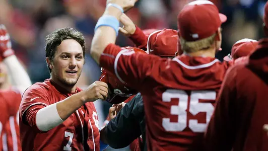 No. 9 Sooners Face Longhorns for Three in Texas