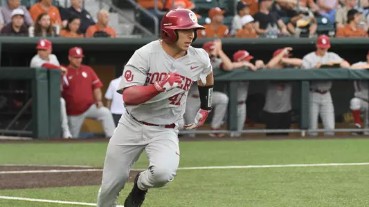 Oklahoma Avoids Sweep With 2-1 Win at Texas