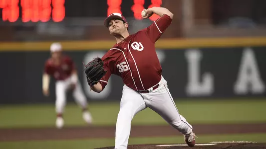 Kerns Signs Free Agent Deal With Astros
