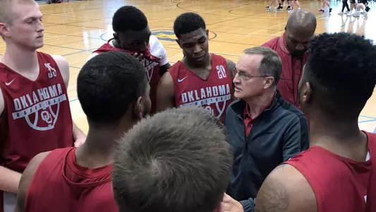 Sooners Roll Sutherland in Sydney