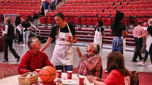 Preseason Banquet Set for Oct. 9