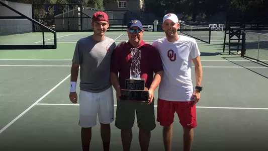 Bakshi, Calvo Earn Singles Titles