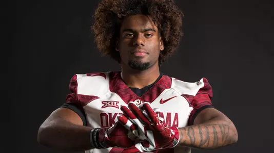 Radley-Hiles Officially a Sooner