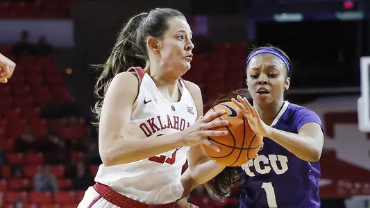 Fourth Quarter Surge Leads OU to Win over TCU