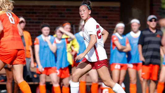 Dao, Welch Score in 3-2 Loss to No. 20 Texas