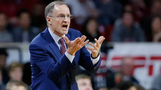 Hoops Hosts Pitt State in Exhibition